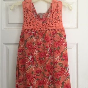 Flowered flowy tank top